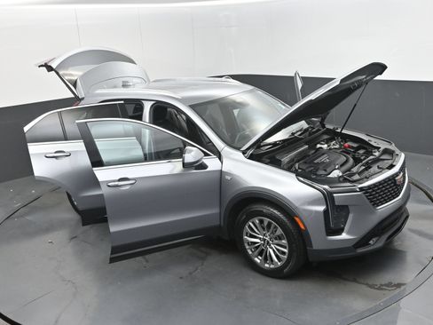 Used 2024 Cadillac XT4 Premium Luxury FWD image 33