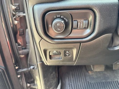 Used 2019 RAM 1500 Rebel w/ Level 1 Equipment Group AWD/4WD image 17