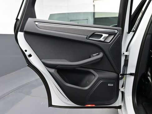 Certified 2021 Porsche Macan GTS AWD/4WD image 13