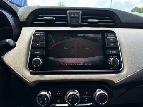 Used 2021 Nissan Versa SV image 23