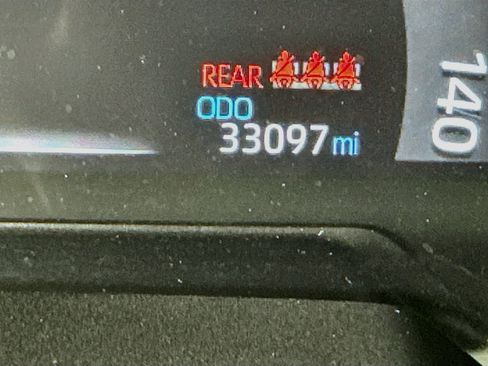 Used 2025 Toyota RAV4 XLE AWD/4WD image 19