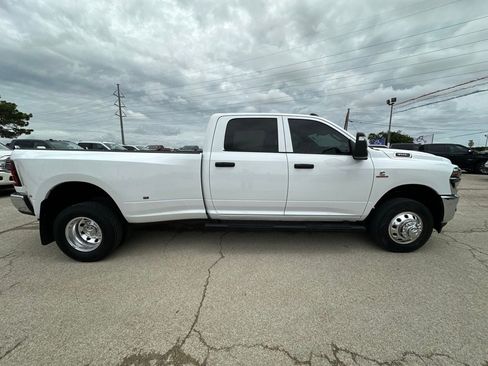 Used 2025 RAM 3500 Tradesman AWD/4WD image 5