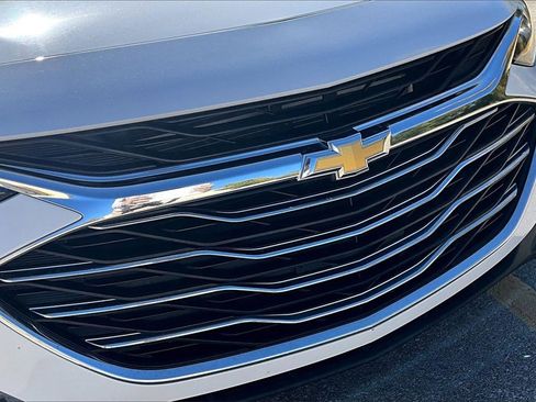 Used 2020 Chevrolet Malibu LT image 28