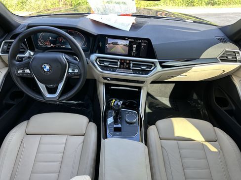 Used 2019 BMW 330i Sedan w/ Premium Package RWD image 11