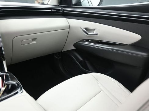 Used 2024 Hyundai Tucson Limited AWD/4WD image 23