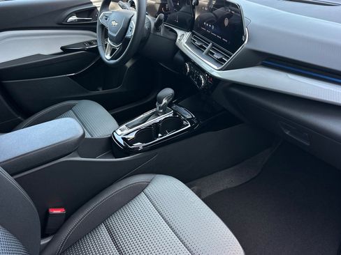 New 2026 Chevrolet Trax LT FWD image 16
