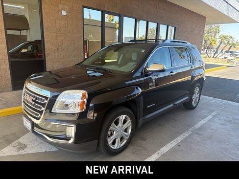 Used 2017 GMC Terrain SLT w/ Driver Alert Package I FWD image 1
