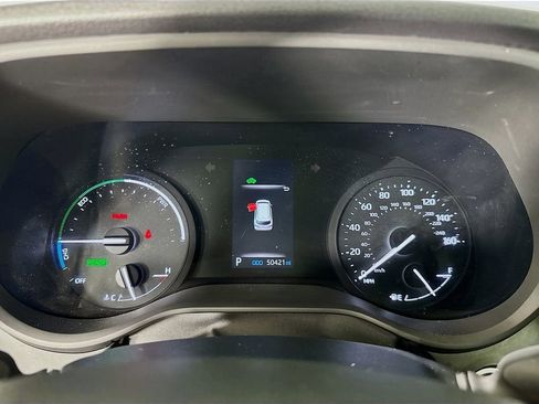 Used 2024 Toyota Sienna XLE image 18