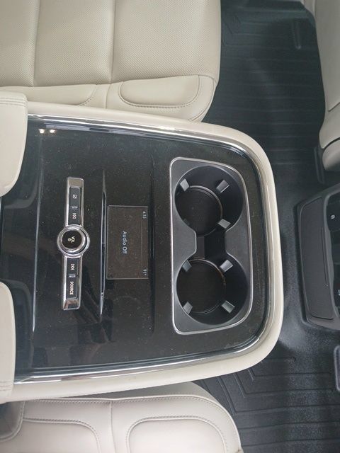 Used 2019 Lincoln Navigator L Reserve w/ Cargo Package AWD/4WD image 17