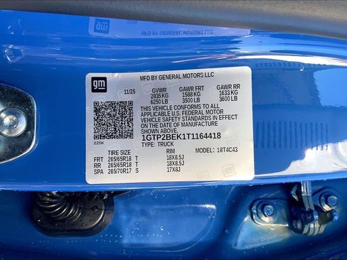 New 2026 GMC Canyon Elevation w/ Convenience Package image 12