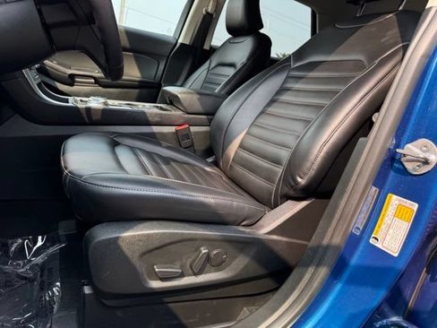 Certified 2023 Ford Edge SEL w/ Convenience Package AWD/4WD image 6