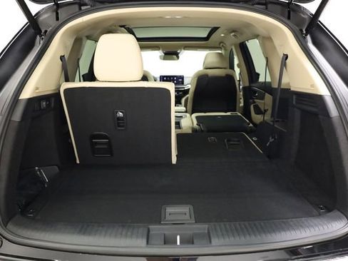 Used 2025 Acura MDX SH-AWD w/ Technology Package image 36