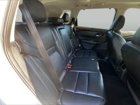 Used 2023 Nissan Rogue SL w/ SL Premium Package FWD image 21