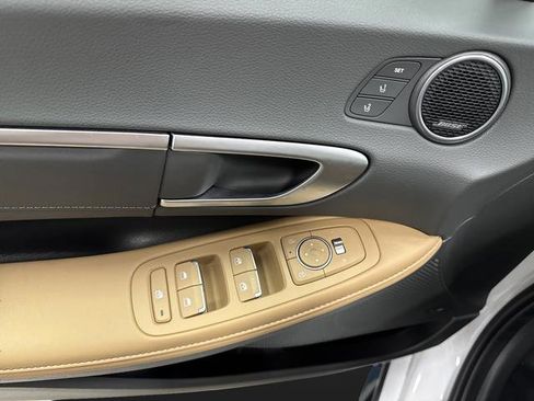 Used 2025 Hyundai Sonata Limited image 28