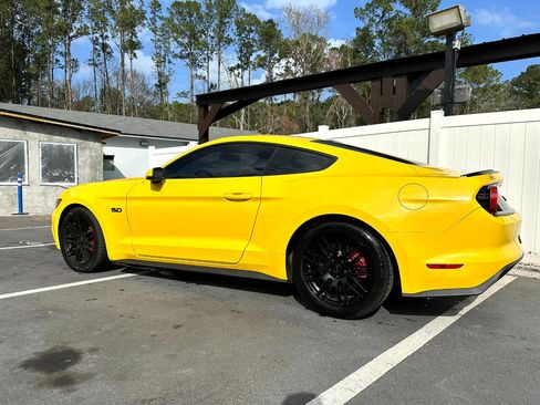 Used 2016 Ford Mustang GT Premium w/ Equipment Group 401A image 3