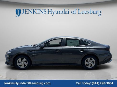 New 2026 Hyundai Sonata SE FWD image 9