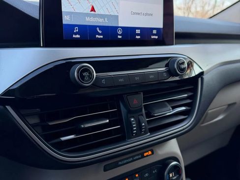 Used 2020 Ford Escape SEL FWD image 21