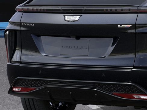 New 2026 Cadillac Lyriq V AWD/4WD image 14