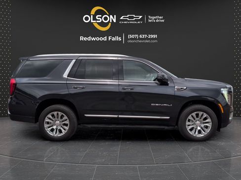 Used 2025 GMC Yukon Denali AWD/4WD image 6