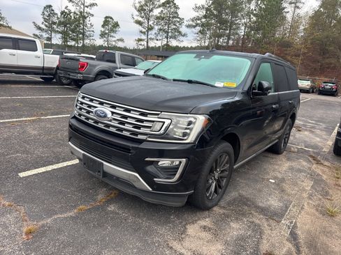 Used 2019 Ford Expedition Limited w/ Equipment Group 301A image 3