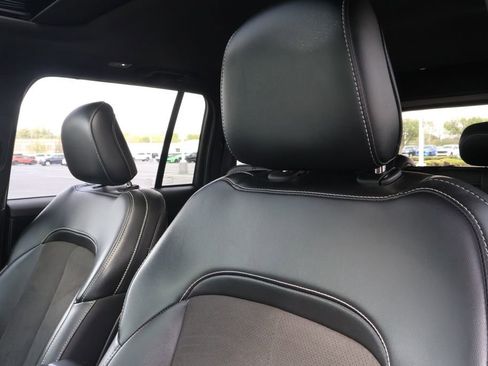 Used 2023 Jeep Grand Cherokee Altitude image 15