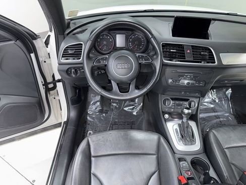 Used 2018 Audi Q3 2.0T Premium image 18