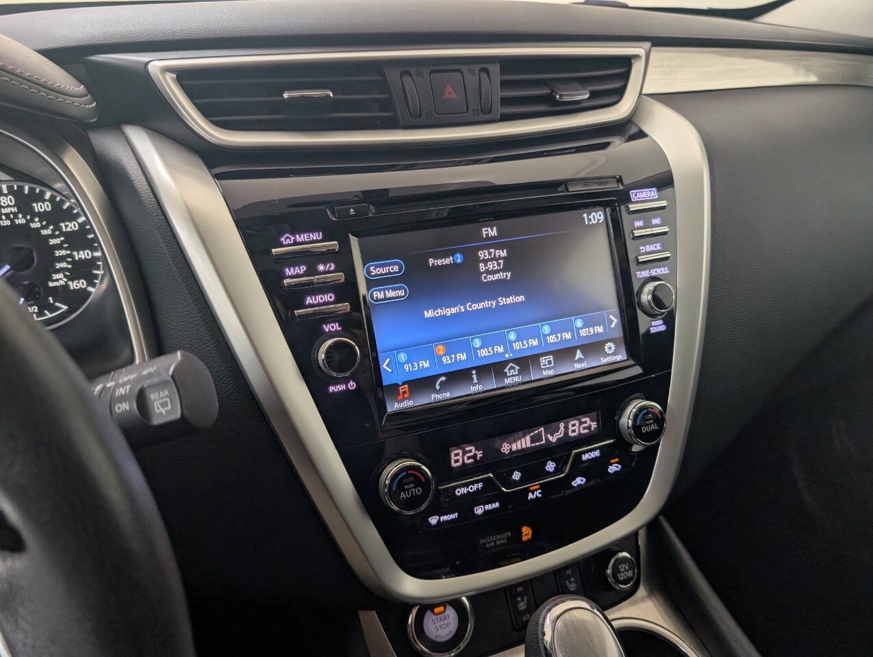 Used 2016 Nissan Murano SL AWD/4WD image 12