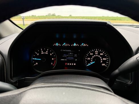 Used 2018 Ford F150 XLT w/ Equipment Group 302A Luxury AWD/4WD image 17