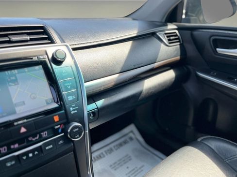 Used 2016 Toyota Camry XLE w/ Moonroof Package FWD image 20