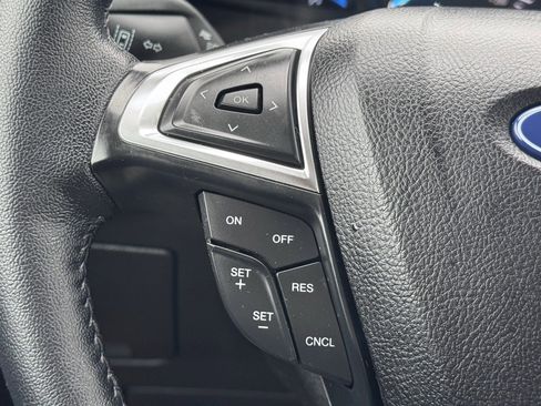 Used 2023 Ford Edge SEL w/ Convenience Package image 8