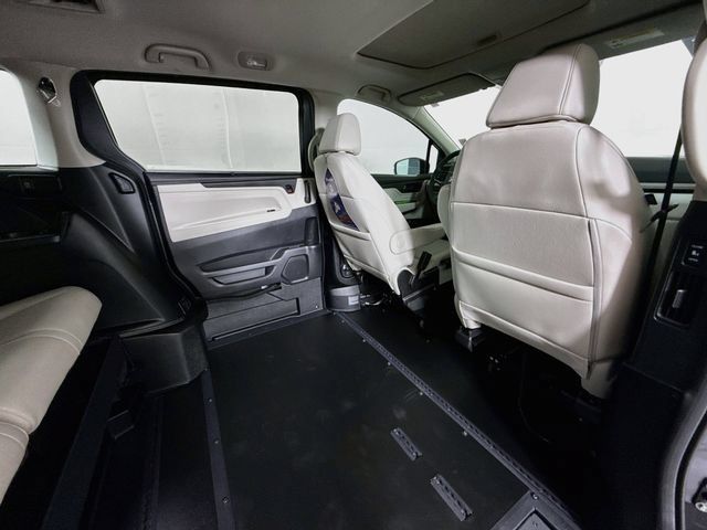 Used 2026 Honda Odyssey EX-L image 29