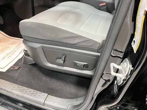 Certified 2023 RAM 1500 Classic SLT w/ Trailer & Traction Group image 16