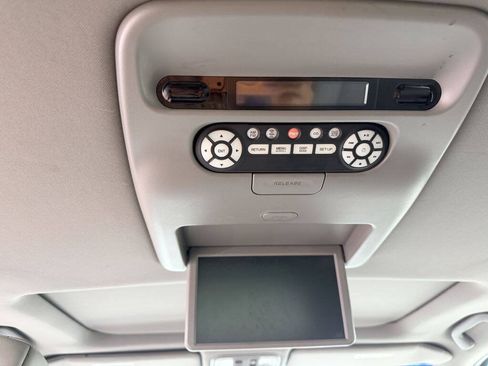 Used 2010 Honda Pilot EX-L image 9