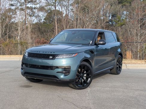 New 2026 Land Rover Range Rover Sport SE image 1