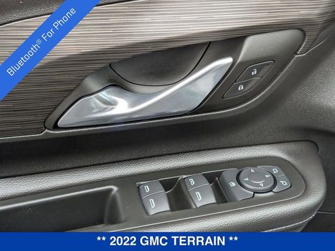 Certified 2022 GMC Terrain SLE w/ Driver Convenience Package image 14
