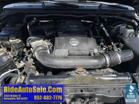 Used 2012 Nissan Pathfinder SV AWD/4WD image 22