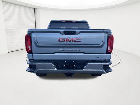 Used 2025 GMC Sierra 1500 SLT AWD/4WD image 4