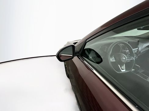 Used 2025 Nissan Sentra SV image 16