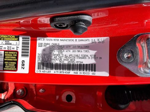 Used 2023 Toyota Tacoma TRD Pro AWD/4WD image 20
