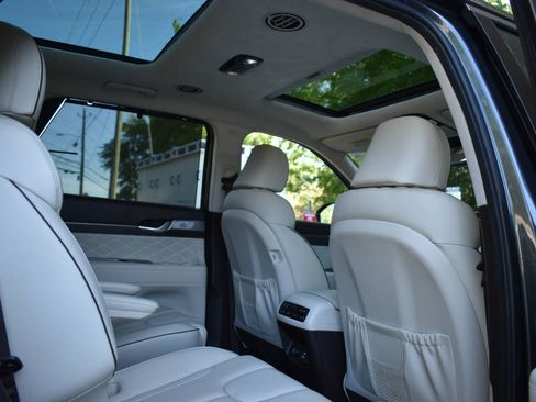 Used 2020 Hyundai Palisade Limited FWD image 17