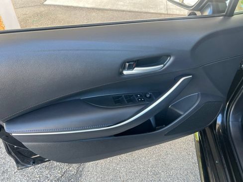 Used 2020 Toyota Corolla SE FWD image 7