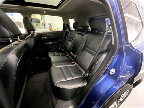 Used 2023 Nissan Rogue SL image 15