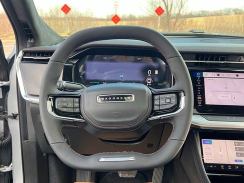 Used 2024 Jeep Wagoneer Launch Edition image 34