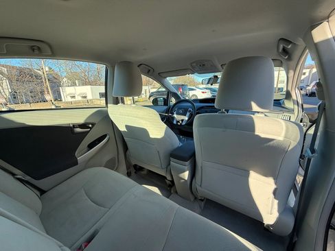 Used 2011 Toyota Prius Two image 22