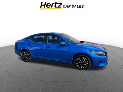 Used 2025 Nissan Sentra SV image 1