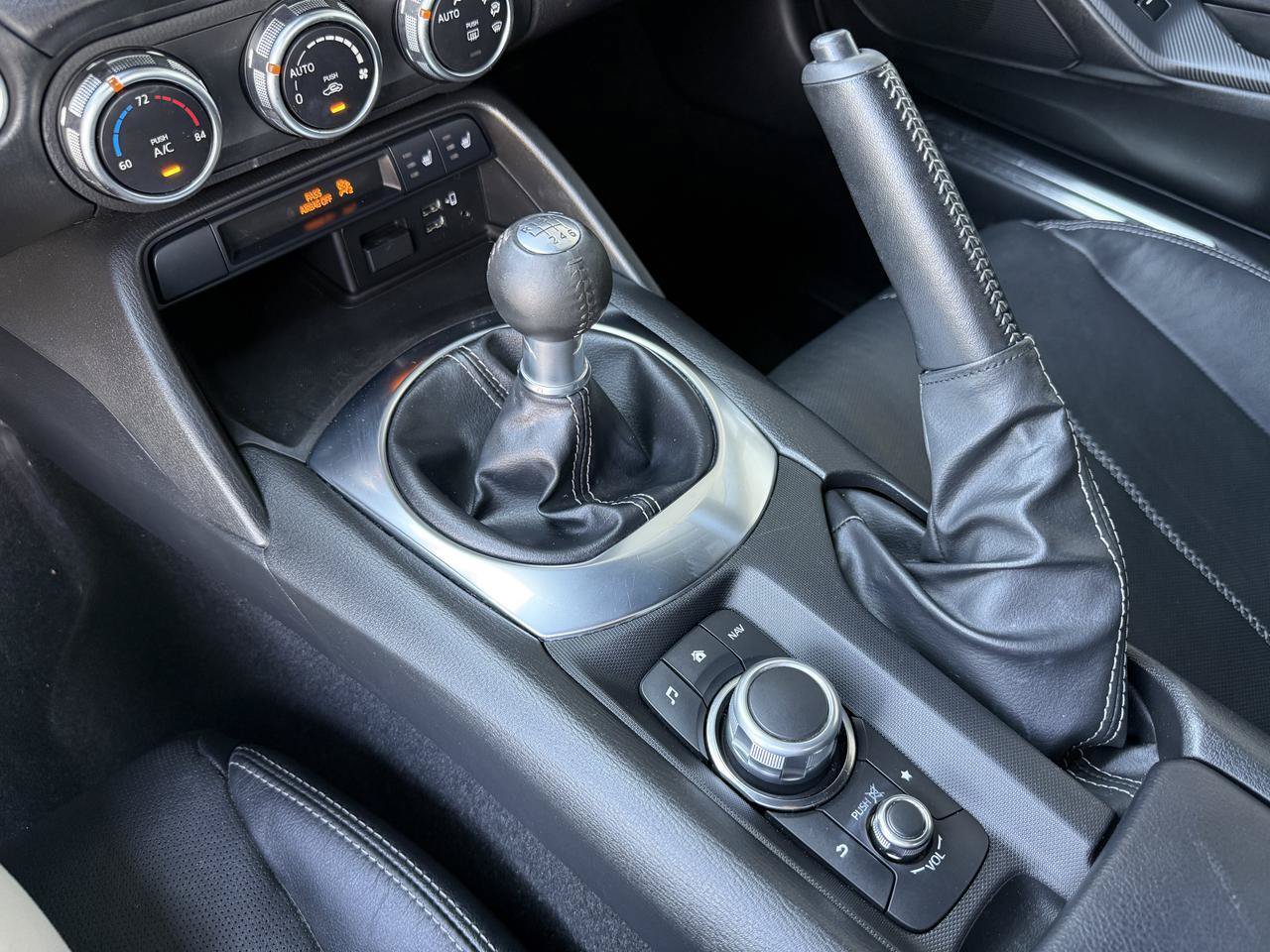 Used 2023 MAZDA MX-5 Miata Grand Touring w/ Weather Package RWD image 22
