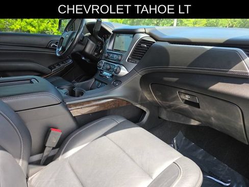 Used 2018 Chevrolet Tahoe LT w/ Luxury Package RWD image 9