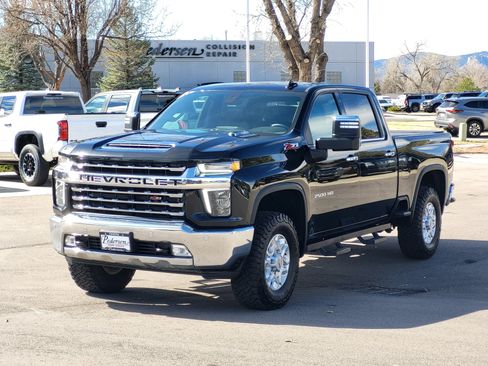 Used 2022 Chevrolet Silverado 2500 LTZ w/ LTZ Plus Package image 4