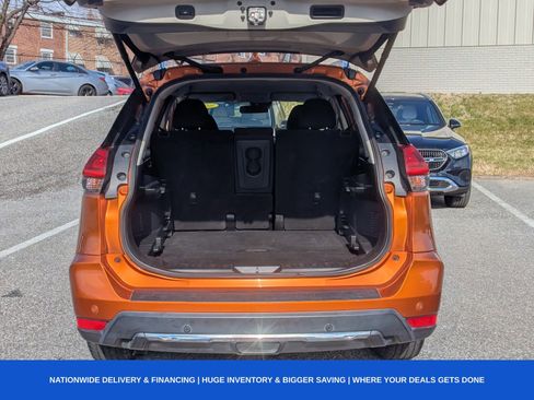 Used 2019 Nissan Rogue SV image 7