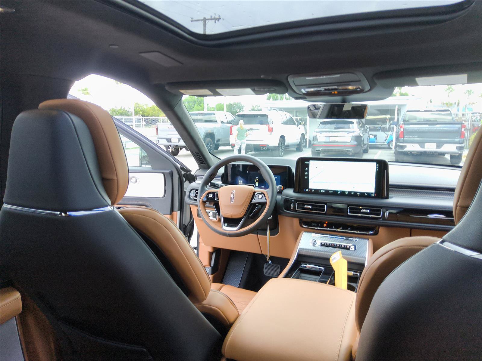 New 2027 Lincoln Aviator Black Label w/ Dynamic Handling Package AWD/4WD image 25